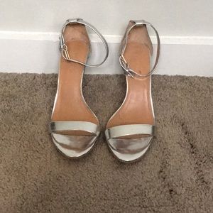 J Crew Silver Open Toed Sandal Heels Size 7